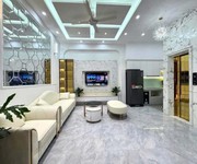 Nhà 6 tầng thang máy gần phố Xã Đàn ô tô đỗ cổng, qua nhà sân rộng 34m2 nội thất hiện đại về ở ngay
