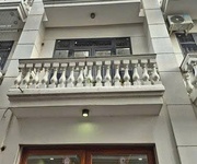 Cần bán nhà 1 trệt 2 lầu đường bờ đê ông cốm, xã mỹ yên, huyện bến lức, long an