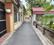 Cần bán 43,4m2 đất ngõ 287 Ngô Xuân Quảng. Đường thông ô tô nhỏ, ngay gần trường chợ