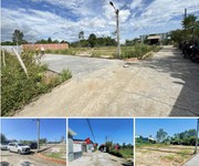 Bán nhanh lô đất gần chợ Lệ Trạch   Hòa Tiến 120m  full thổ cư