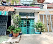 Nhà đường 8m oto qua lại hưng phú p9q8 p.chánh hưng