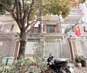 Khu vực nguyễn sơn 12 tỷ 60m phân lô ô tô kinh doanh nhỏ,long biên