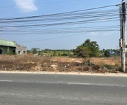 Bán 960m2 đất thổ cư nguyễn chí thanh, lagi ngộp bank giảm hơn 50