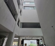 Bán nhà biệt thự  cách mạng tháng tám - quận 3, 17x14m, 8 tầng - có hầm - chỉ 79 tỷ.