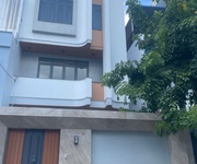 Nhà Mới 100 DT  7.6x18m 4 Tầng đường 45 Phường Tân Quy Quận 7