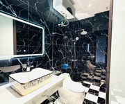 Chính chủ gửi bán nhà xây độc lập, sân cổng tại đường Đà Nẵng, ngõ rộng