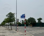 Bán đất bát khối 34m2, ô tô tránh đỗ, cạnh công viên- 6.5 tỷ