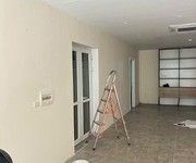 2 Cho thuê tầng 1  dt 70m2   kd   làm văn phòng, showroom, toà nhà số 10 ngõ 1194 đường láng.