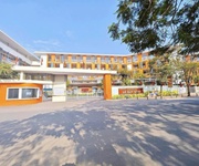 Hơn 5 tỷ   nhà mới phúc lợi   ô tô đỗ cổng   full nội thất   3