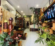 Nội thất toàn gỗ quý hiếm xịn xò- giáp quận 10 - tân bình - chỉ việc dọn vali vào ở - cách hẻm xe