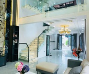 3 Nhà 1 trệt 4 lầu - Gía dưới 7 tỷ 3 Nhà 1 trệt 4 lầu - Gía dưới 7 tỷ