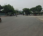 nhà đẹp trung tâm thạch bàn   cổ linh  68m  x 5 tầng  ô tô đỗ cửa