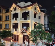 Chủ giảm 10 tỷ, biệt thự mỹ đình 200m2 giá chỉ 38 tỷ- đường trước nhà 25m2- siêu đẹp