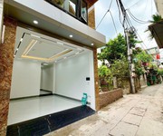 Tư đình long biên 9 tỷ 55m ngõ ô tô,gần phố,sổ đỏ vuông cần bán nhanh