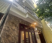 Nhà mới   việt hưng long biên -ở ngay   ful nội thất-thang máy   ô tô cách nhà 10m -khu vực đang