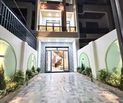 Nhà hướng nam view hồ   kinh doanh tốt   giá 3 tỷ 150