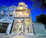 Nhà hẻm xe hơi siêu thị, 4 tầng, đẻ lại nội thật, 7.2 tỷ