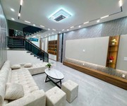 Siêu phẩm phố khúc thừa dụ, nhà cách mặt đường chỉ 30m.