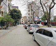 nhà phân lô thạch bàn   view công viên   gara ô tô   5 tầng thang máy chờ