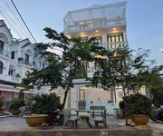 Nhà góc 2 mặt thoáng, 12x12m, hẻm xe hơi huỳnh tấn phát, 8.8 tỷ