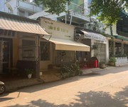 Nhà mặt tiền trung tâm quảng phú, đường 15m, trước nhà thoáng mát   3,6 tỷ