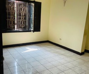 10 Chính chủ cho thuê nhà 5 tầng,10 phòng, mặt tiền đẹp, vỉa hè rộng, GIÁ HỢP LÝ Phố Đội Cấn