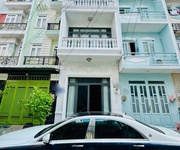 Nhà đẹp giá tốt Bình Tân 52m2 5 tầng đúc 6pn 7wc khép kín sân thượng chỉ 5.95 tỷ