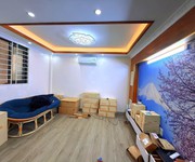 Bán nhà hàng chuối sát phố trần hưng đạo 45m 6 tầng thoáng chỉ đầu 10 tỷ