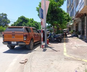 Hàng hiếm mặt đường lý sơn - long biên