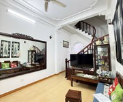 Bán nhà hoa lư, 30m2, 4 tầng, mặt tiền 4.2m, 9.4 tỉ, ngõ rộng xe máy quay đầu