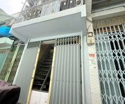 Nhà vị trí đẹp 2 lầu ba đình p10q8 cách hẻm xe hơi 1 căn p.chánh hưng
