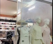 Do chồng e chuyển đổi công tác về nam định nên e muốn sang nhượng lại cửa hàng quần áo, túi xách.