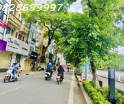 Bán nhà phố trúc bạch view hồ lô góc 2 mặt phố oto tránh thang máy 32 tỷ