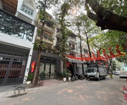 Bán nhà phố trung kính, lô góc ô tô tránh, kinh doanh, nhỉnh 25 tỷ