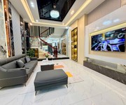 Nhà 3 tầng full nội thất đường dương đức hiền - gần biển