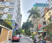 Mặt Tiền 12M Tô Ngọc Vân Ô TÔ Tránh Vỉa hè 250M2 50 Tỷ View Hồ , Xây Tòa