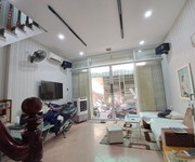 Kiệt ô tô thẳng thông 60m ra mt lê duẩn, 33m2, 2 tầng kinh doanh, 3.x tỷ nhỏ