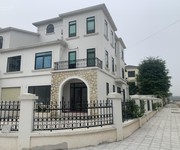 1 Cho thuê biệt thự góc cao cấp tại an khánh   không gian sang trọng, vị trí đẹp.
