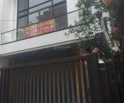 Cho thuê nhà riêng làm văn phòng tại phú diễn   không gian rộng, ô tô đỗ cửa