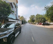 O2612   mặt tiền kinh doanh khủng kề cầu đỏ - ngang 6m hiếm có - giá 22.x tỷ