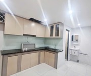 4 Hơn 4 tỷ có ngay nhà hẻm xe hơi phan văn hớn quân 12