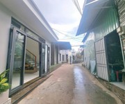 1 Hơn 4 tỷ có ngay nhà hẻm xe hơi phan văn hớn quân 12