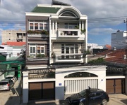 Bán biệt thự sân vườn 3 tầng   tp. nha trang   - diện tích đất 287m  , ngang 13m  -  giá chỉ 22 tỷ