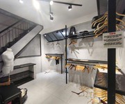3 Cho thuê nhà nguyên căn quận 3 hẻm xe tải phù hợp mở văn phòng/ showroom/ shop thời trang ở 3 Cho thuê nhà nguyên căn quận 3 hẻm xe tải phù hợp mở văn phòng/ showroom/ shop thời trang ở