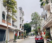 Bán nhà căn góc mặt phố Đặng Thai Mai, ph Tân Bình, TP Hải Dương, 73m2, 3 ngủ, 3 vs, nhà đẹp, giá tố