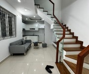 Nhà Lạch Tray thoáng mát sạch sẽ về ở ngay mà zá xinh 2ty xx thôi