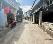 Bán nhà ngay chợ lý phục man   hẻm đôi 5m   chỉ cách chợ 17m