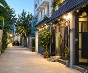 Bán nhà hxh tránh lê trọng tấn 80m , 3 tầng, 4pn gần aeon mall tân phú chỉ 7.x