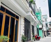 Chính chủ bán nhà đẹp tiền phong   full nội thất xịn xò, chỉ việc xách vali về ở
