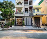 Bán nhà phố hiện đại trệt 2 lầu full nội thất, kdc thới nhựt 2, đường chu văn an, tân an, tp cần thơ